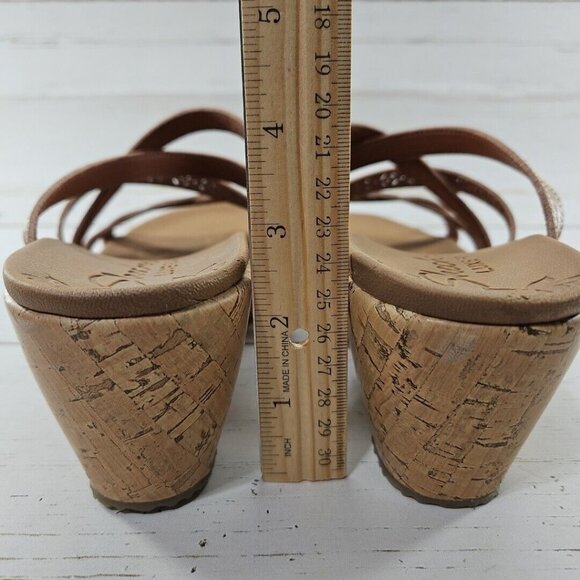 Skechers Womens Size 11 Beverlee Tiger Posse Brown Laser Cut‎ Open Toe Wedges - Picture 6 of 11